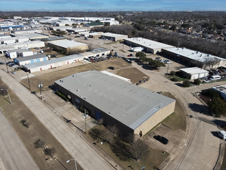 1146 S Cedar Ridge Dr, Duncanville, TX for sale - Building Photo - Image 2 of 7