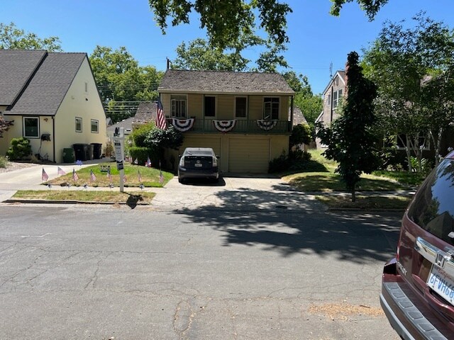 640 37th St, Sacramento, CA à vendre - Photo du bâtiment - Image 3 de 13