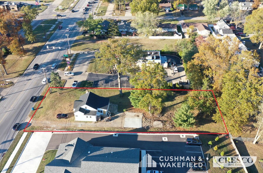 403 N Leavitt Rd, Amherst, OH à vendre - Photo du bâtiment - Image 3 de 4