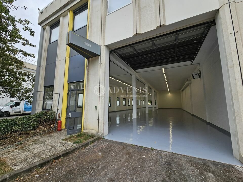 Flex dans Gennevilliers à louer Photo du bâtiment- Image 1 de 6