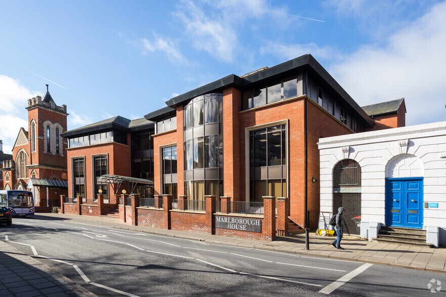 Victoria Rd S, Chelmsford à louer - Photo du bâtiment - Image 2 de 16