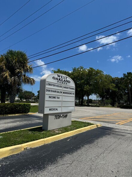 7529-7575 W Oakland Park Blvd, Lauderhill, FL for lease - Building Photo - Image 3 of 12