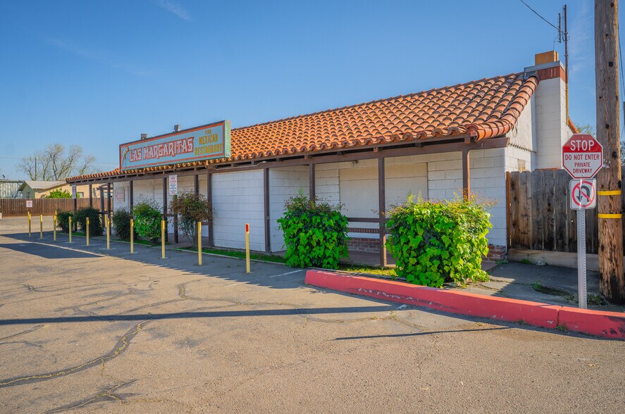 1711 E Pacheco Blvd, Los Banos, CA à vendre - Photo du bâtiment - Image 2 de 21