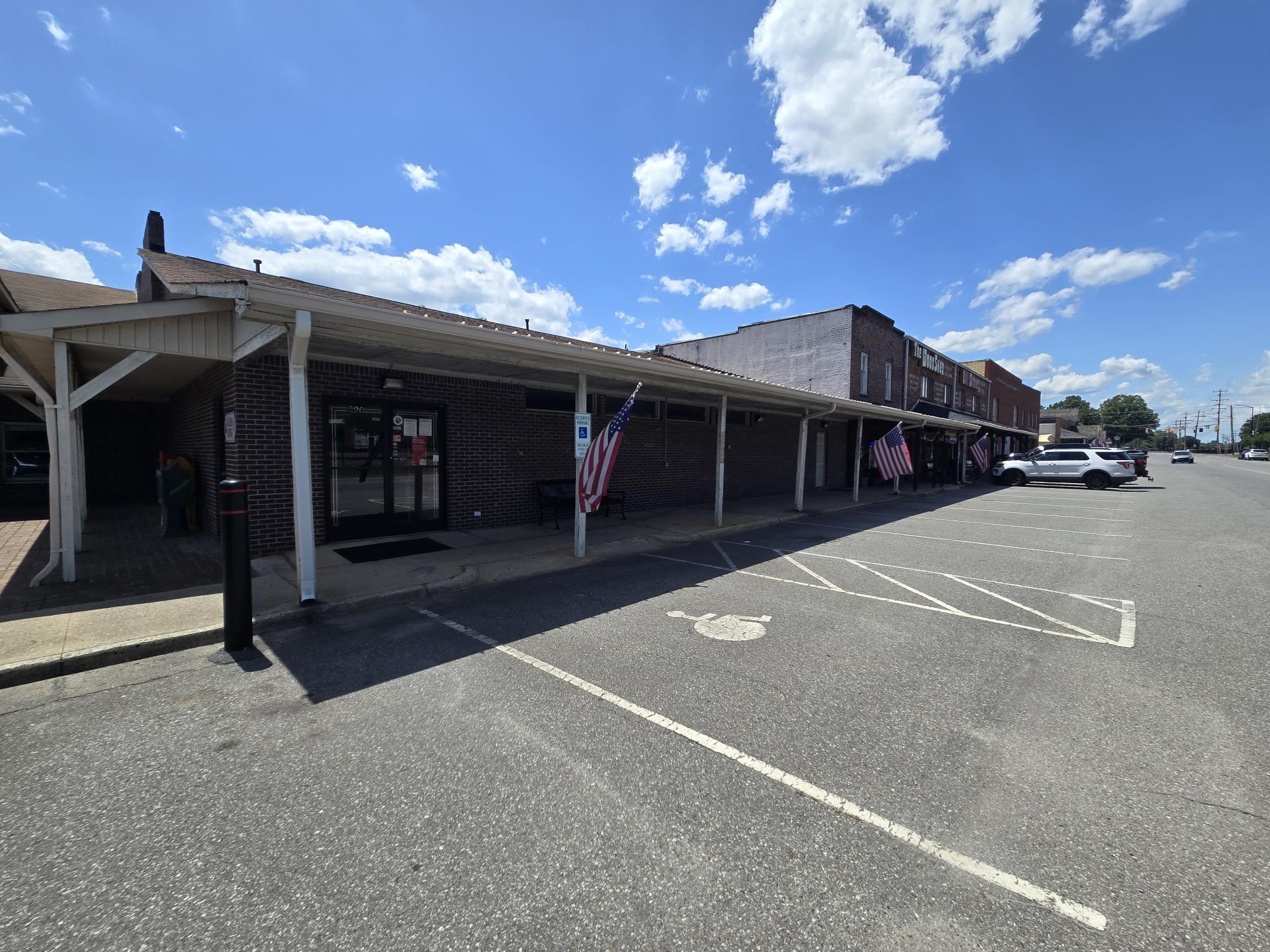 220 S Main St, Stanley, NC for lease Building Photo- Image 1 of 9