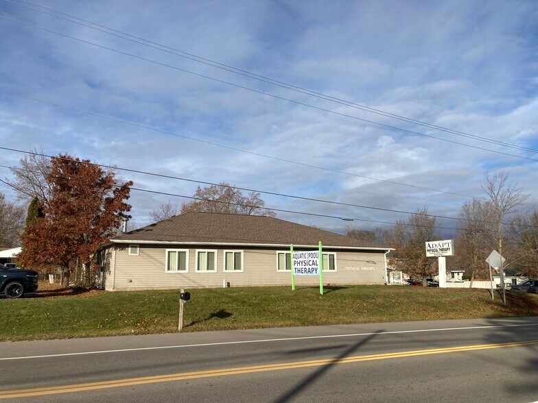 600 Bennett St, Rose City, MI à vendre - Photo du bâtiment - Image 2 de 45