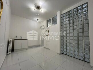 Plus de détails pour Commerce de détail à louer