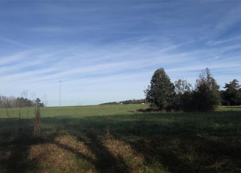 Seymour Dr N, Thomson, GA à vendre - Photo du bâtiment - Image 2 de 3