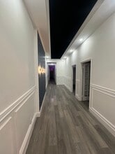 321 Datura St, West Palm Beach, FL for lease Interior Photo- Image 2 of 9