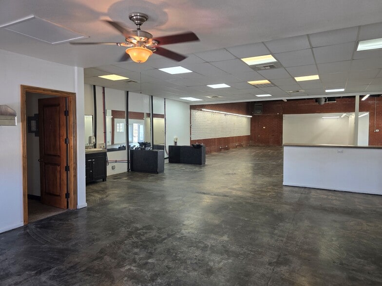 6767 Adobe Rd, Twentynine Palms, CA for sale - Building Photo - Image 3 of 9