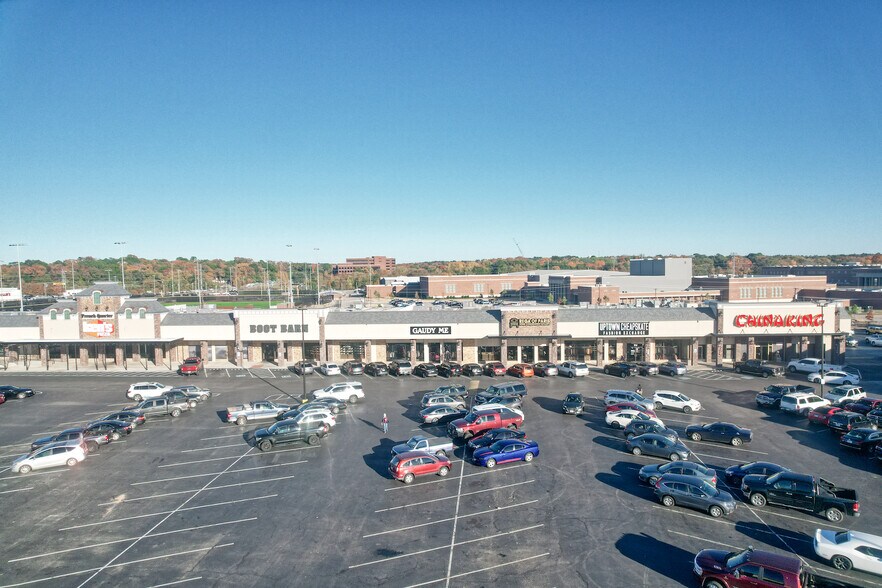4500 S Broadway Ave, Tyler, TX à louer - Photo du bâtiment - Image 3 de 20
