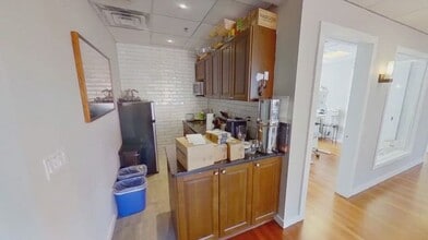 80 River St, Hoboken, NJ à louer - Vidéo sur l’inscription commerciale 