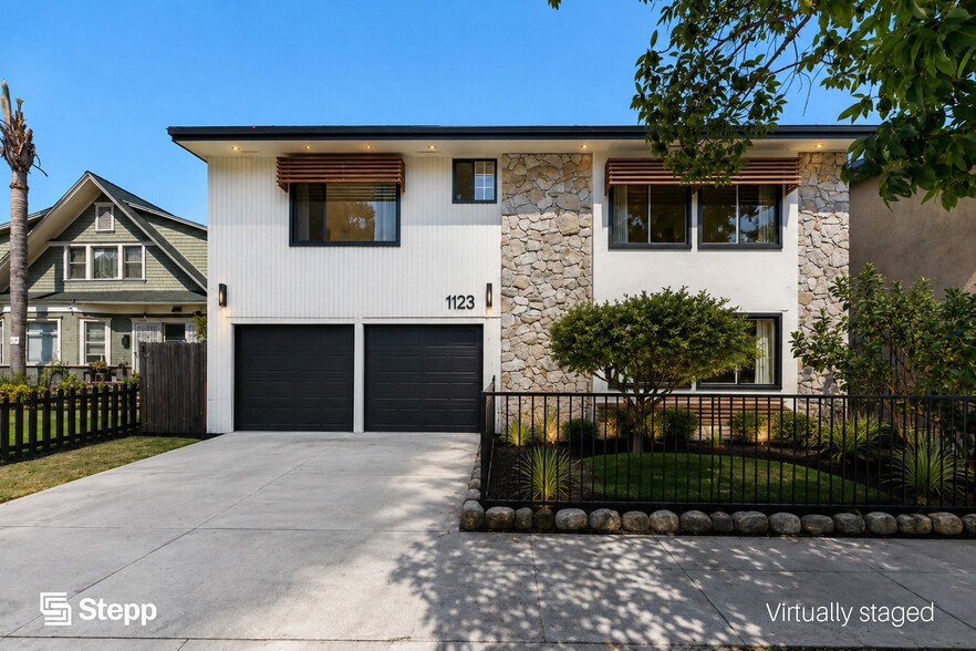 1123 Cedar Ave, Long Beach, CA for sale - Building Photo - Image 2 of 17