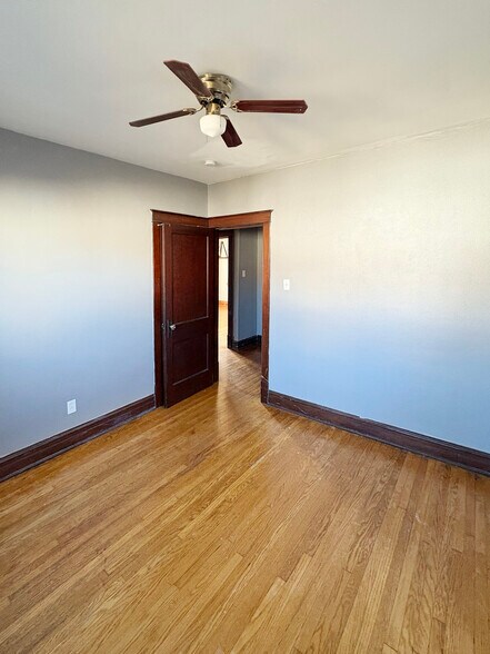 6075 Hartford St, Saint Louis, MO à vendre - Photo du bâtiment - Image 2 de 20