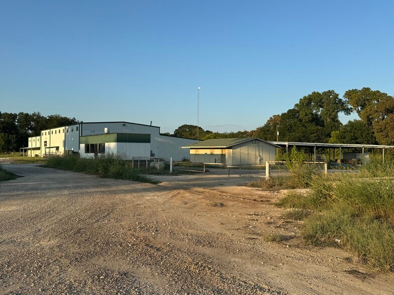 19710 US Highway 377, Whitesboro, TX for sale - Building Photo - Image 3 of 13