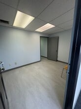 1101-1103 W Hibiscus Blvd, Melbourne, FL for lease Interior Photo- Image 2 of 3