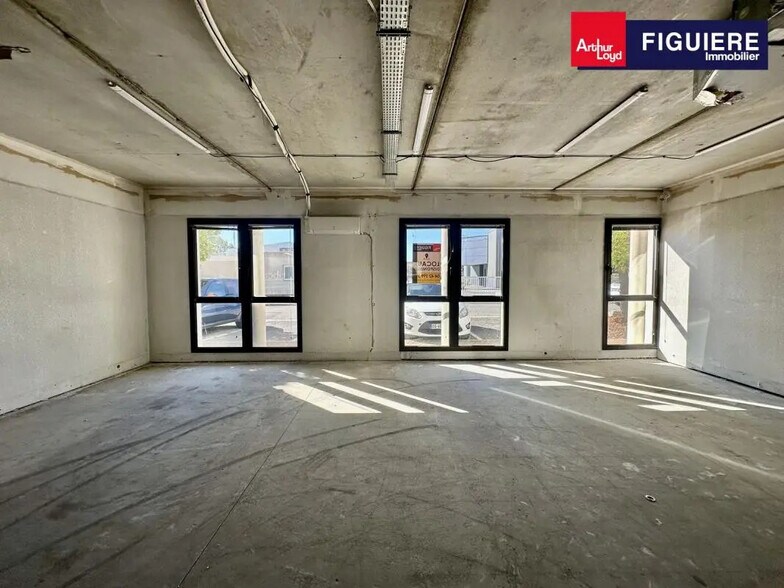 6 Allée Des Banquiers, Aix-en-Provence for lease - Building Photo - Image 2 of 15