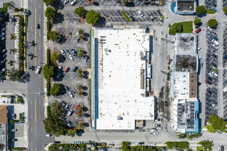 1625 Cordova Rd, Fort Lauderdale, FL à louer - Photo du bâtiment - Image 3 de 10