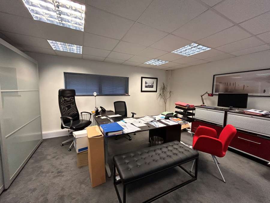 128A Eglantine Av, Belfast for lease Building Photo- Image 1 of 5