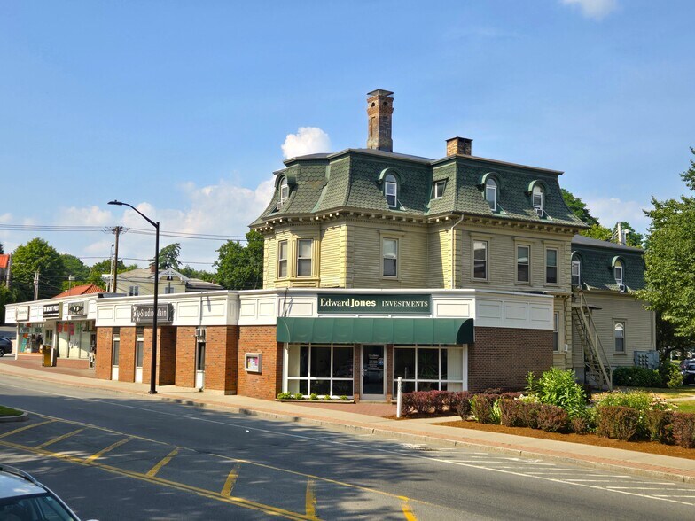225-233 Main Street, Brattleboro, VT à vendre - Photo du bâtiment - Image 3 de 23