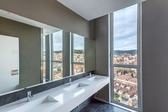 Avinguda De Rio de Janeiro, 56-58, Barcelone, Barcelona à louer Photo intérieure- Image 2 de 2