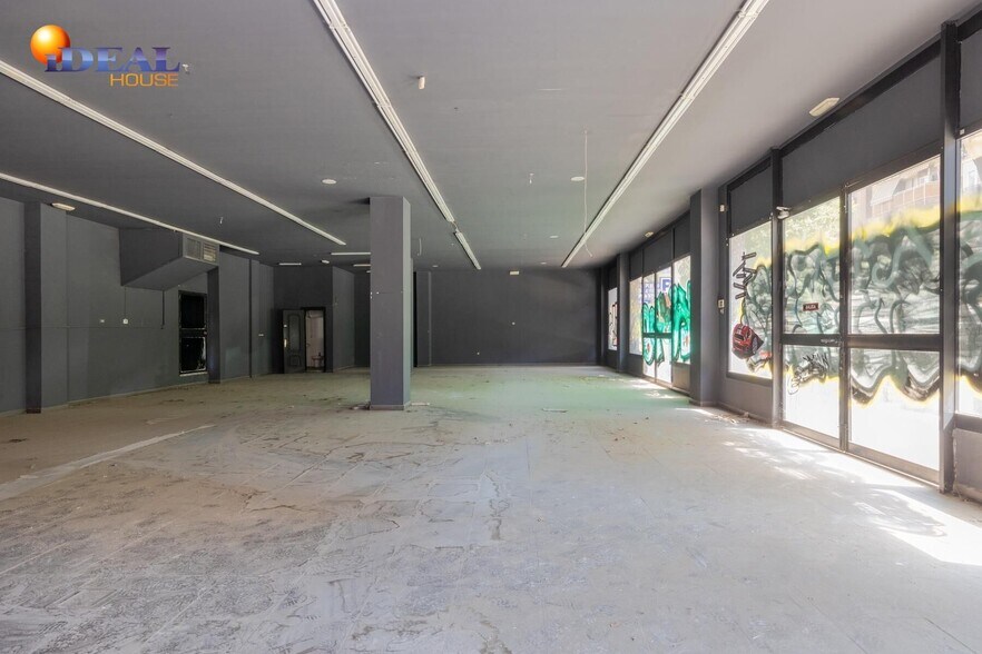 de Ronda, 187, Granada, Granada for sale - Building Photo - Image 2 of 12