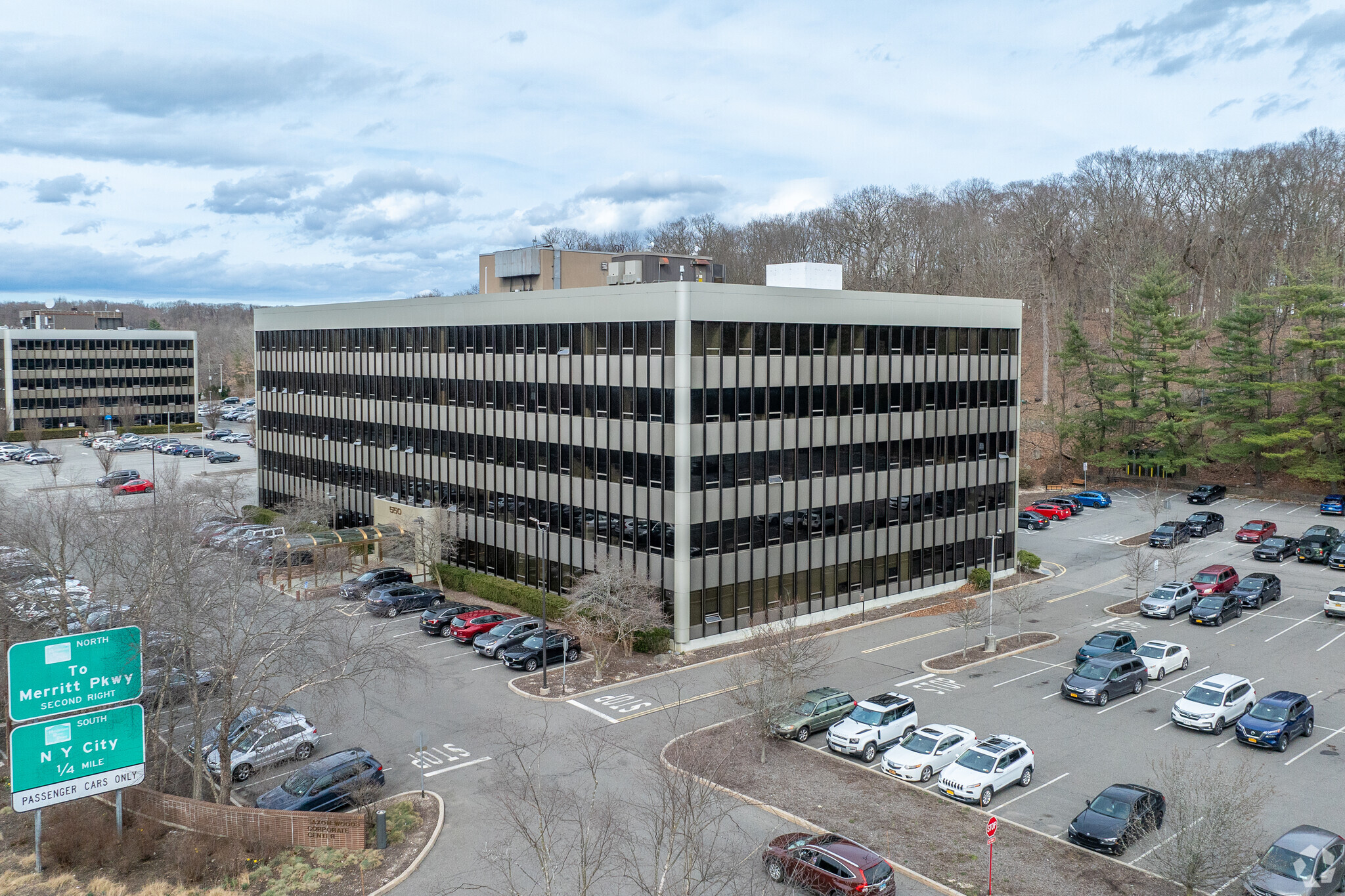 550 Mamaroneck Ave, Harrison, NY à louer Photo principale- Image 1 de 13