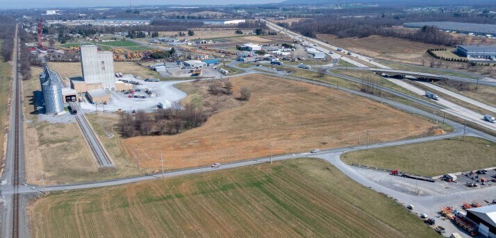 1120 Mount Rock Rd, Shippensburg, PA for sale Primary Photo- Image 1 of 2