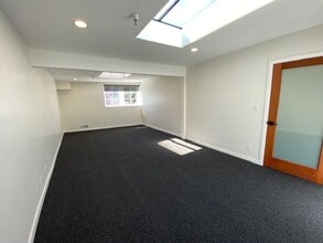 612-618 Lighthouse Ave, Pacific Grove, CA for lease Interior Photo- Image 1 of 7