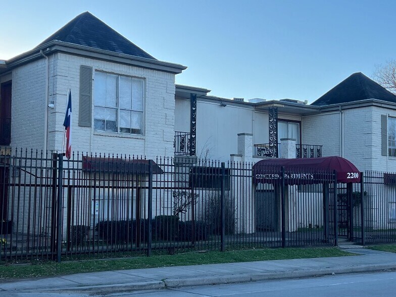 2200 Wirt Rd, Houston, TX for sale - Building Photo - Image 2 of 11