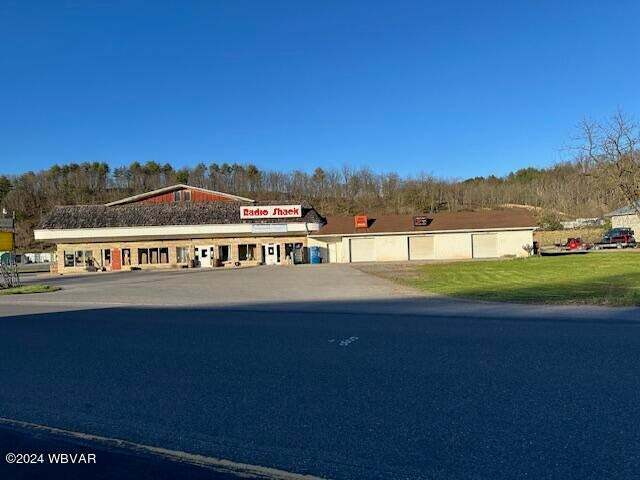 4072 Lycoming Creek Rd, Cogan Station, PA à vendre - Photo du bâtiment - Image 2 de 15