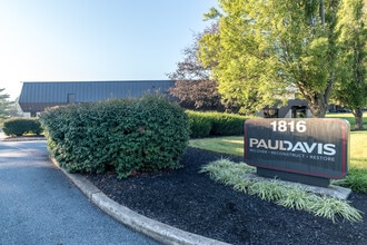 1816 Olde Homestead Ln, Lancaster, PA for lease Interior Photo- Image 2 of 27