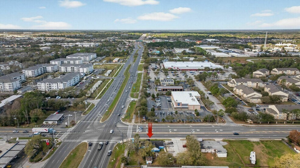 105 Monroe Rd, Sanford, FL à vendre - Photo du bâtiment - Image 3 de 16