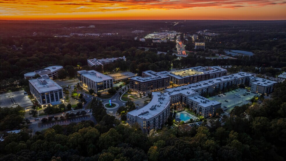 3739 National Dr, Raleigh, NC à louer - Photo du bâtiment - Image 2 de 11