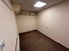 136B Commercial Rd, Paddock Wood for lease Interior Photo- Image 2 of 2