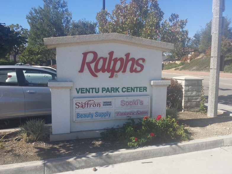 579-591 N Ventu Park Rd, Newbury Park, CA à vendre - Photo du bâtiment - Image 2 de 31