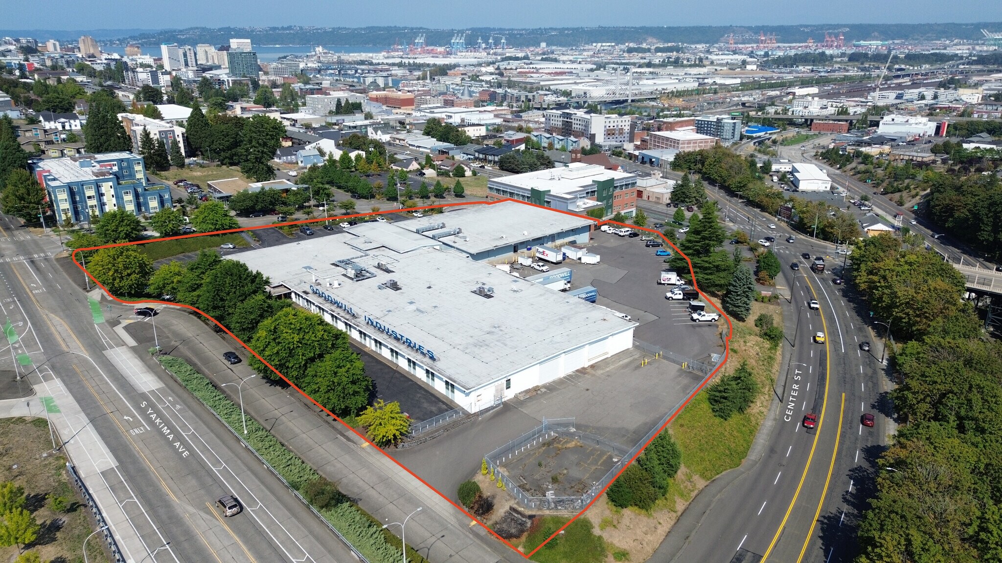 714 S 27th St, Tacoma, WA à vendre Photo du bâtiment- Image 1 de 7