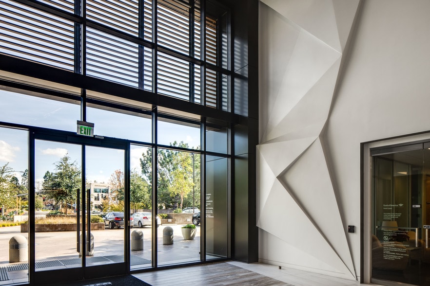 12340 El Camino Real, San Diego, CA for lease - Interior Photo - Image 2 of 13