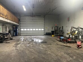 2807 W Chestnut St, Washington, PA à louer Photo intérieure- Image 2 de 9