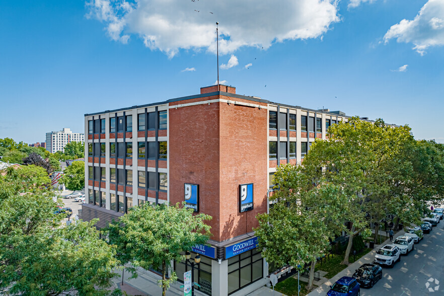 225 King William St, Hamilton, ON à vendre - Photo principale - Image 1 de 1