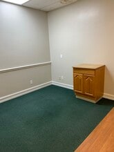 409 N Loop 336 W, Conroe, TX for lease Building Photo- Image 1 of 9