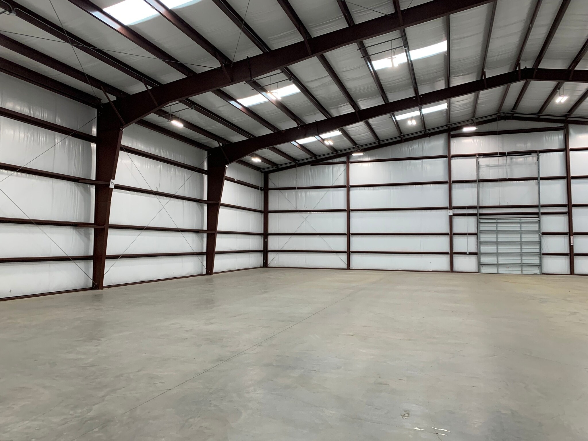 5457 W Davis St, Conroe, TX for lease Interior Photo- Image 1 of 6
