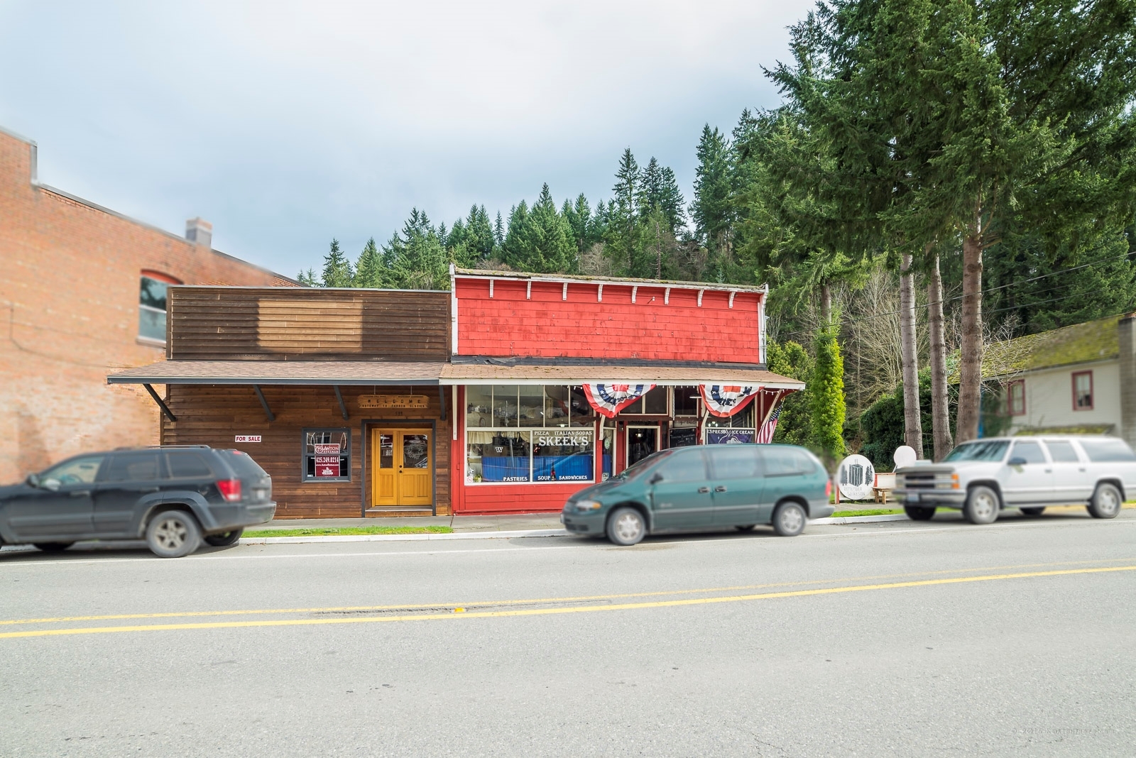 535 Church St, Wilkeson, WA à vendre Photo principale- Image 1 de 1