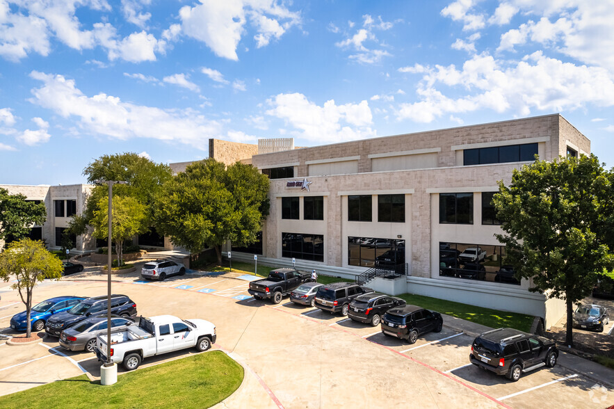 5700 W Plano Pky, Plano, TX for lease - Building Photo - Image 1 of 6