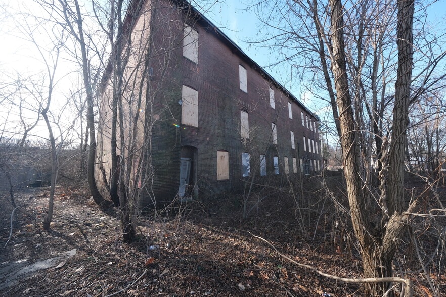 100 Oak St, Taunton, MA for sale - Building Photo - Image 3 of 7