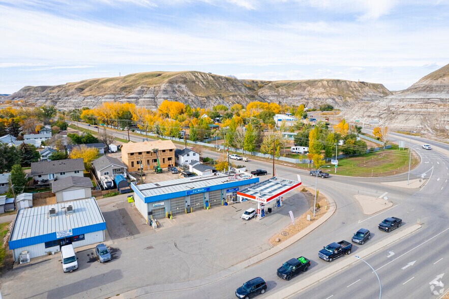 101 Bridge St, Drumheller, AB à vendre - Aérien - Image 2 de 2