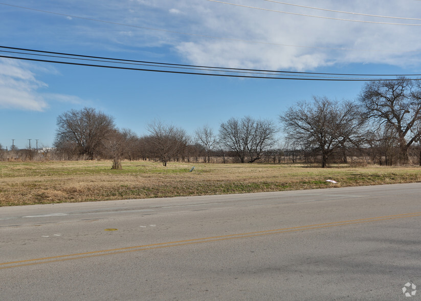 105 Westport Pky, Haslet, TX à vendre - Photo du bâtiment - Image 3 de 4