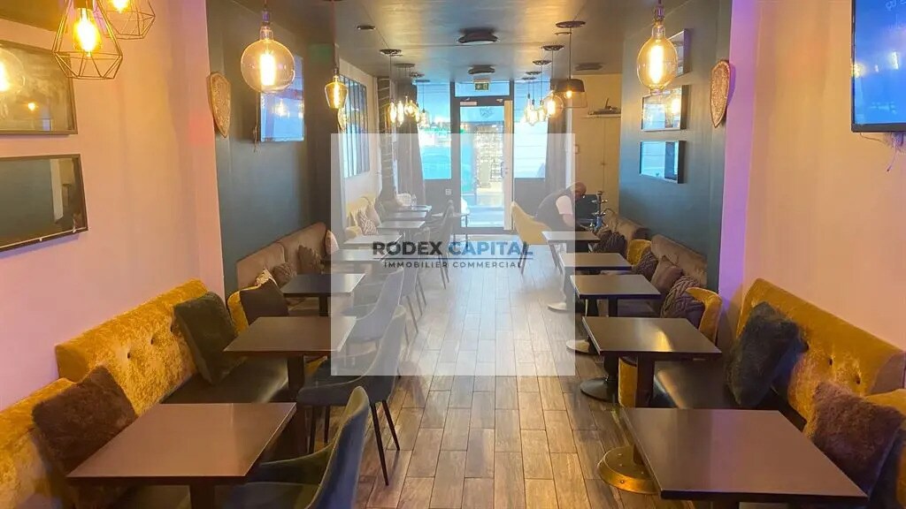 Retail in Paris for lease Interior Photo- Image 1 of 8