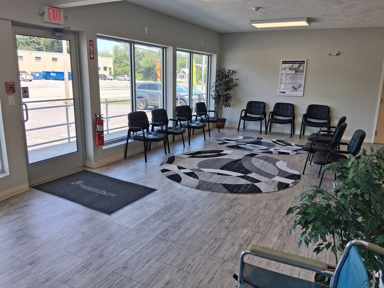 305 Broadway, Taunton, MA for lease - Lobby - Image 2 of 13