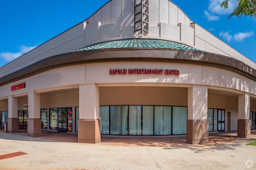 890 Kamokila Blvd, Kapolei, HI à louer - Photo du bâtiment - Image 2 de 6