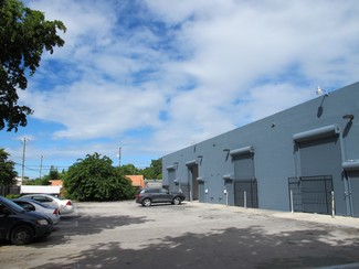 Plus de détails pour 777 NW 28th St, Miami, FL - Industriel à louer